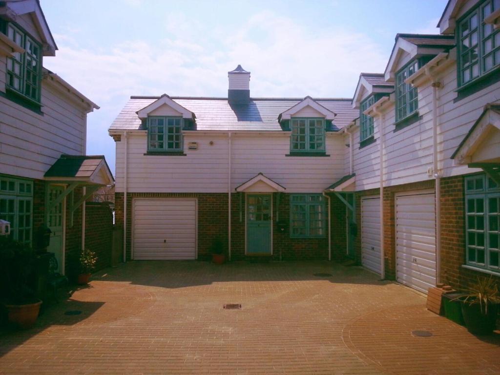 Bo'S Holiday Cottage Eastbourne Dış mekan fotoğraf